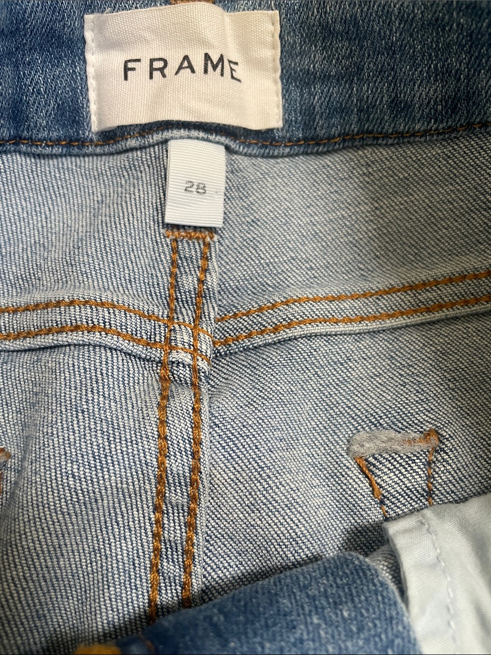 Frame Denim Light Blue Cropped Raw-Hem Jeans - Picture 6 of 11
